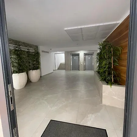 Metropolis Elegance Apartment Bucharest Exterior photo