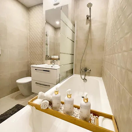Metropolis Elegance Apartment Bucharest Exterior photo