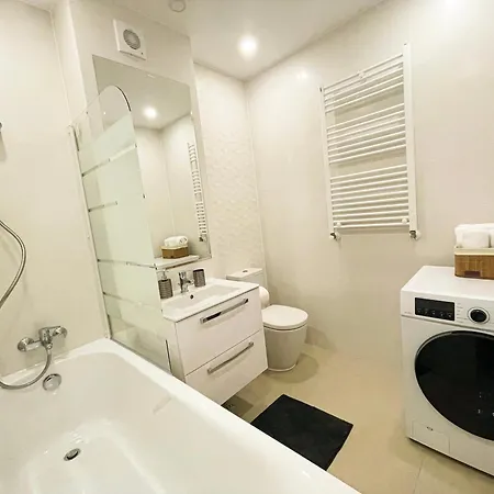 Metropolis Elegance Apartment Bucharest Exterior photo