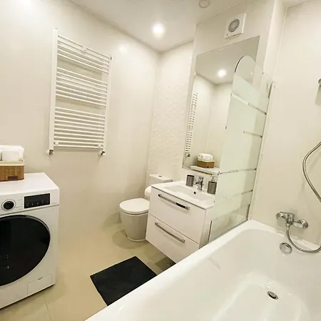 Metropolis Elegance Apartment Bucharest Exterior photo