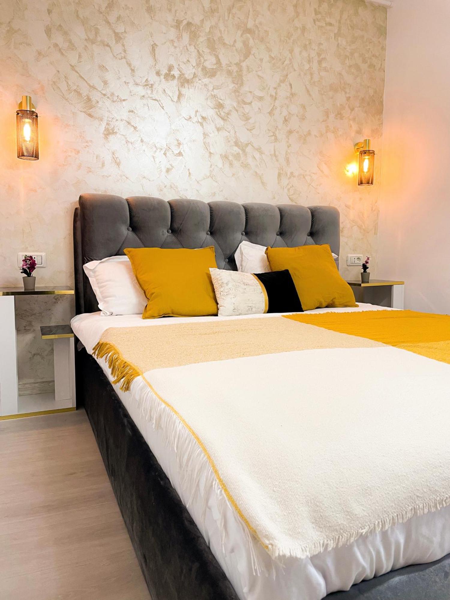Metropolis Elegance Apartment *