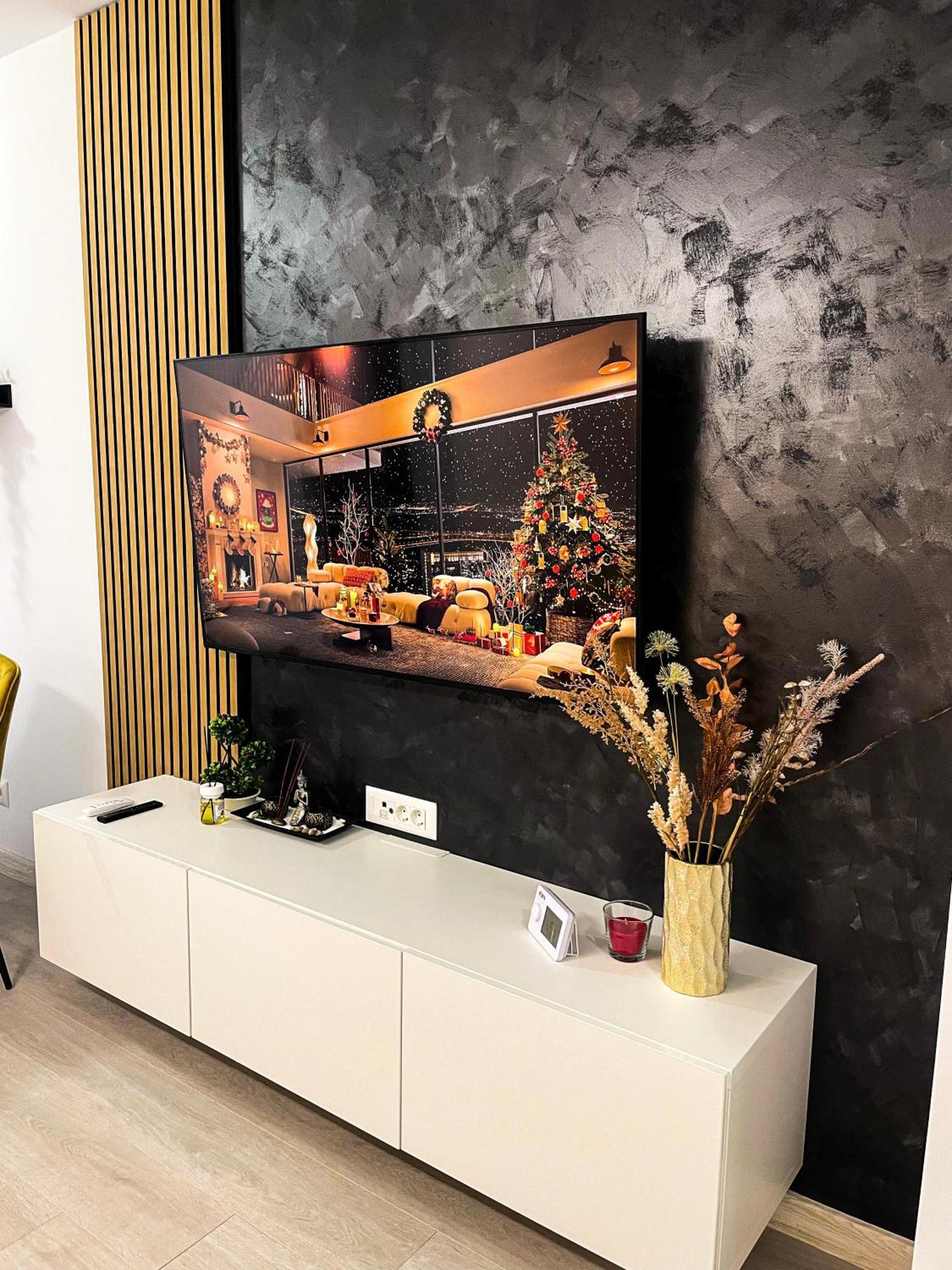 Metropolis Elegance Apartment